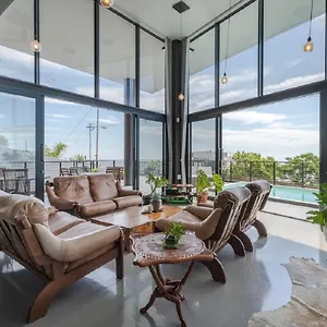 Guest house On Ocean View, Cape Town